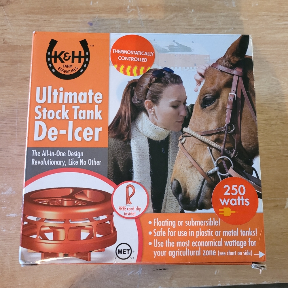 K&H Pet Products Ultimate Stock Tank De-Icer 250 watts Red 7" x 7" x 5" KH8425